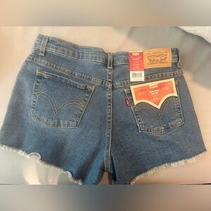 LEVI’S- mini mom short